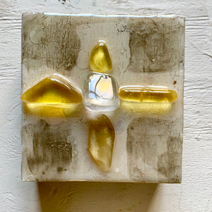 resin stone cross (yellow)